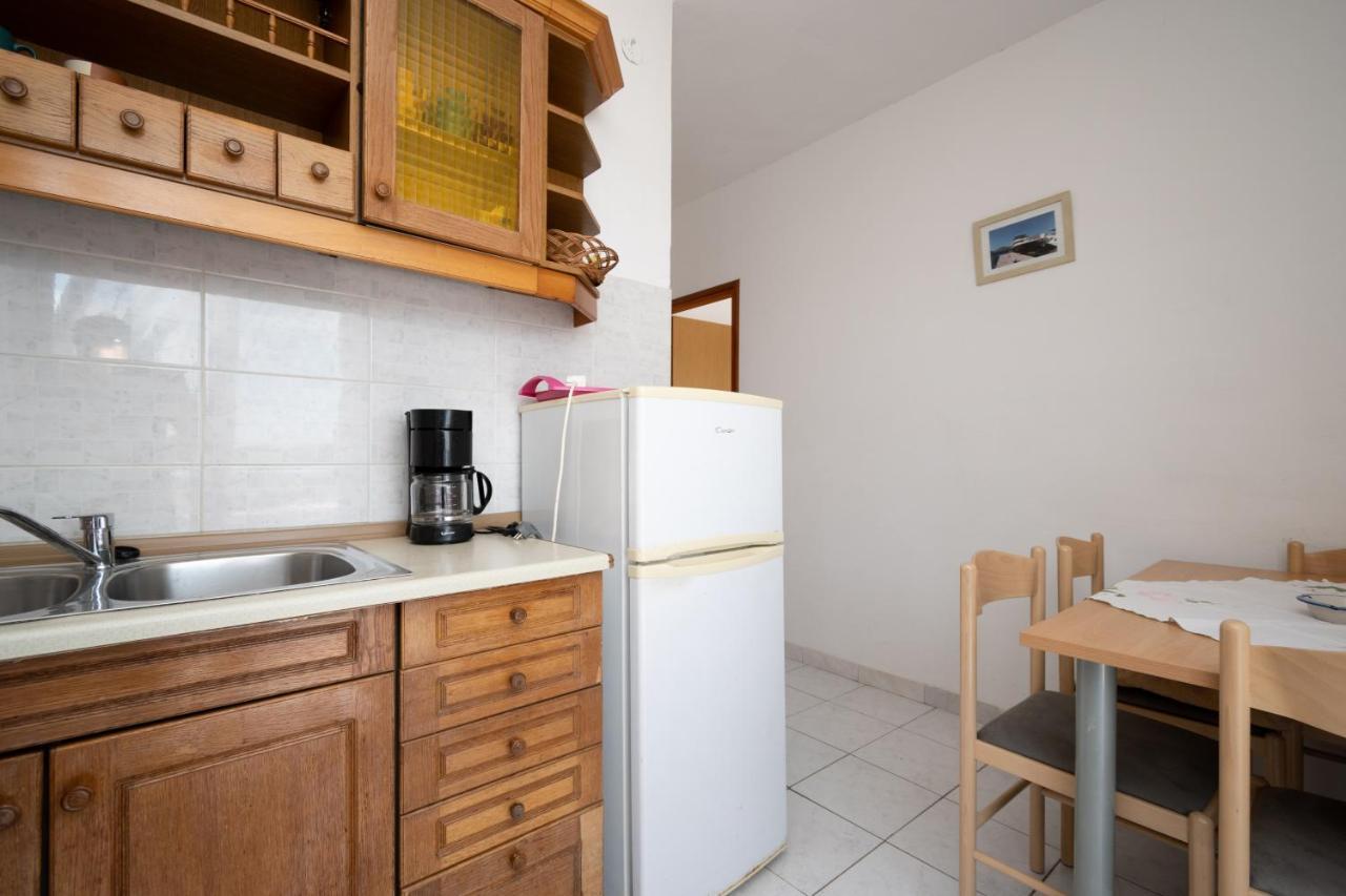 Apartments By The Sea Zaglav, Dugi Otok - 17788 Sali Exterior foto